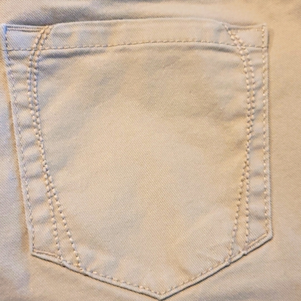 Capris - Picture 6 of 6